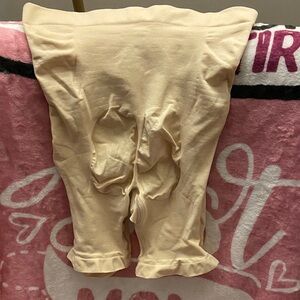 SKIMS Cream Shapewear butt enhancing